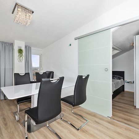 Apartment Nikola 特罗吉尔 外观 照片