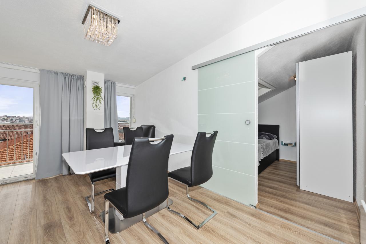 Apartment Nikola 特罗吉尔 外观 照片