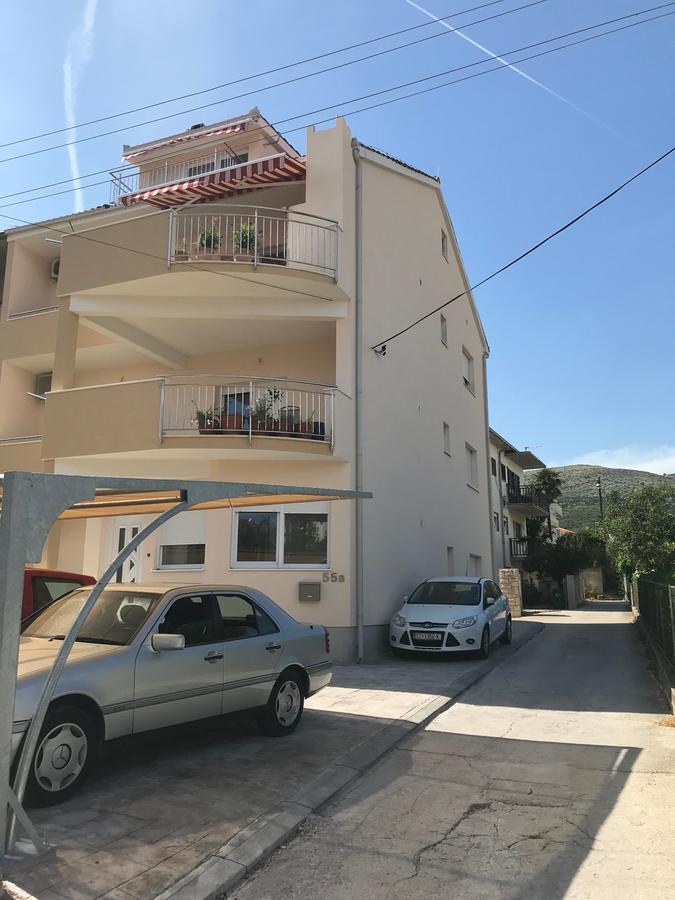 Apartment Nikola 特罗吉尔 外观 照片